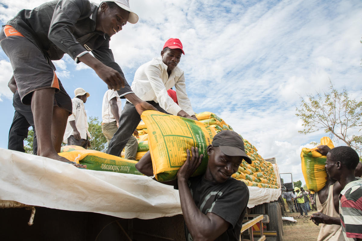 The distribution provided 950 families with rice, beans and oil after their crops and homes were destroyed by cyclone Idai.

Save the Children is supporting children and their families in the worst-hit areas of Mozambique. We are distributing emergency supplies such as food, mosquito nets and tents, and have set up Children Friendly Spaces where children can recover from the trauma they have experienced in a safe environment. Save the Children has also deployed its Emergency Health Unit to provide life-saving healthcare.