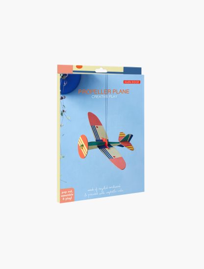 copy-B6-MOCKUP-PROPELLER-PLANE